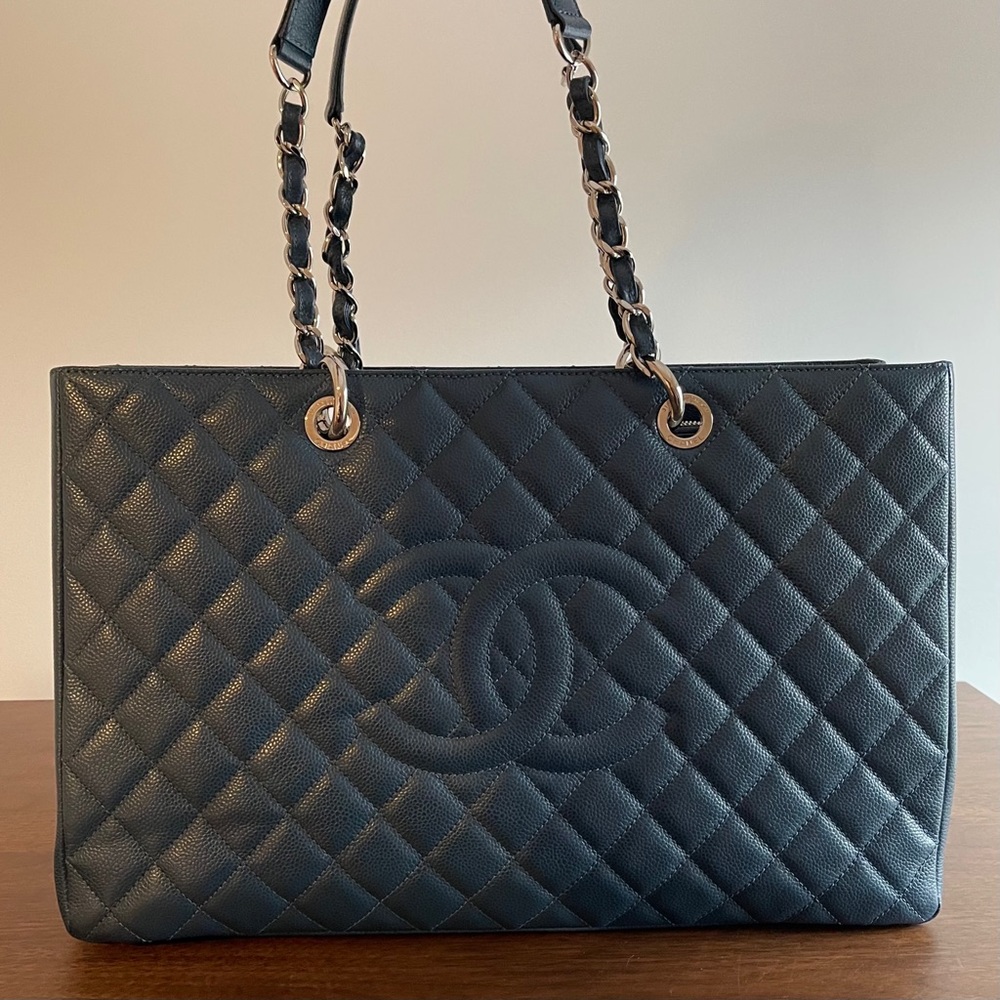 Chanel Grand Shopping Tote - XL - Navy